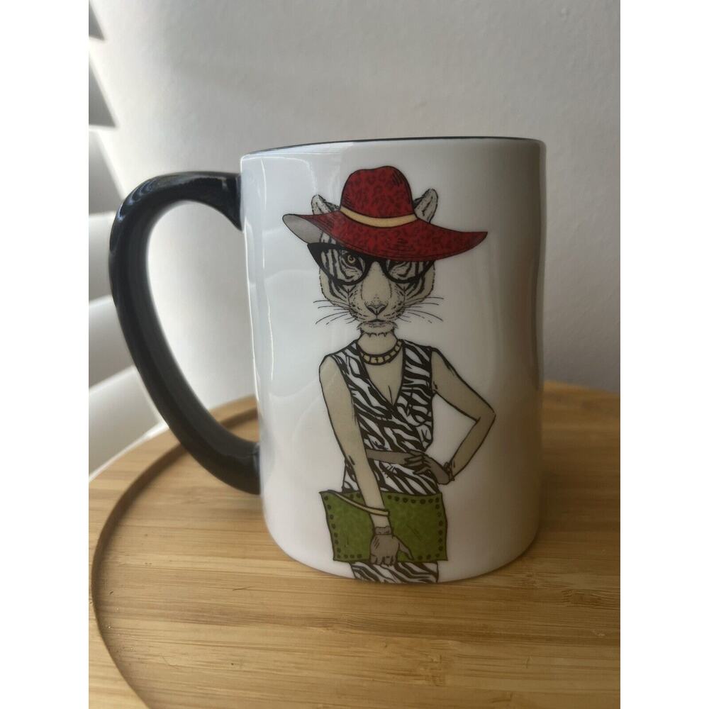 Signature‎ Housewares Inc Hipster Coffee Mug Tiger Cat w/Latte